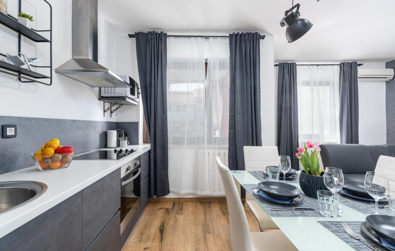 Apartments Ariana Umag Exterior photo